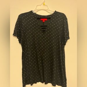 Like new. Worn 1x. Jennifer Lopez top. Smoke free home. Size medium.